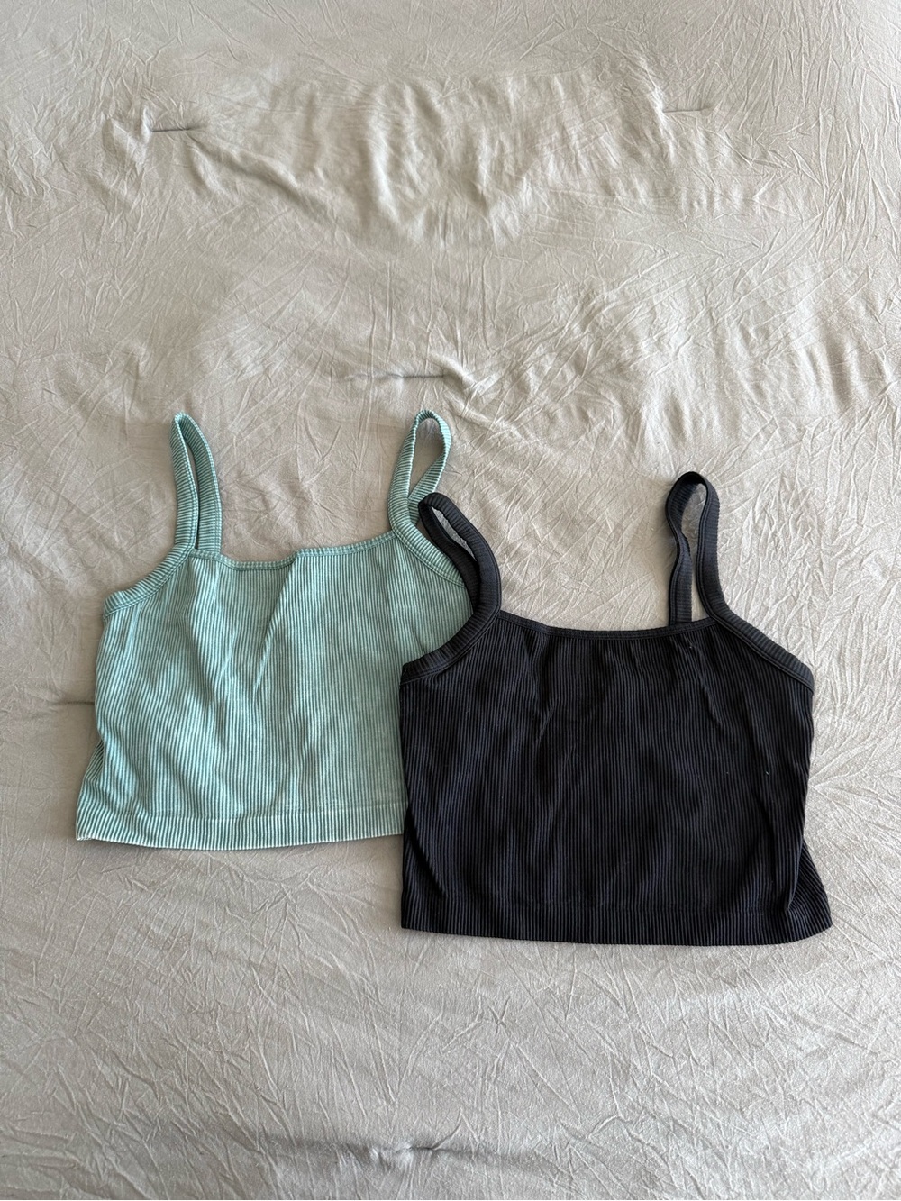 Colsie Ribbed Camisole Set in Black and Mint